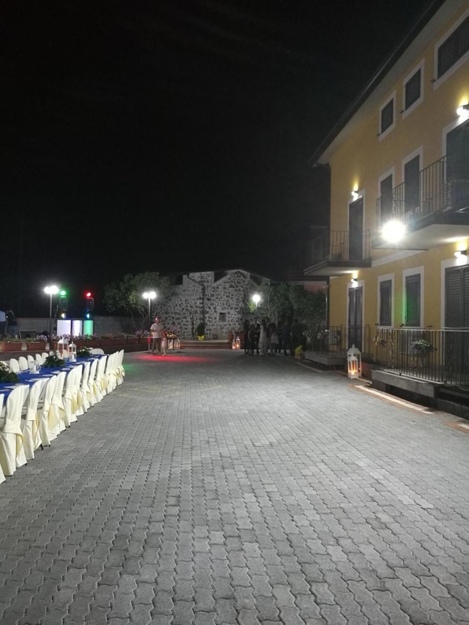 I Colori Dell'Etna Bed & Breakfast Сан Джовани ла Пунта Екстериор снимка