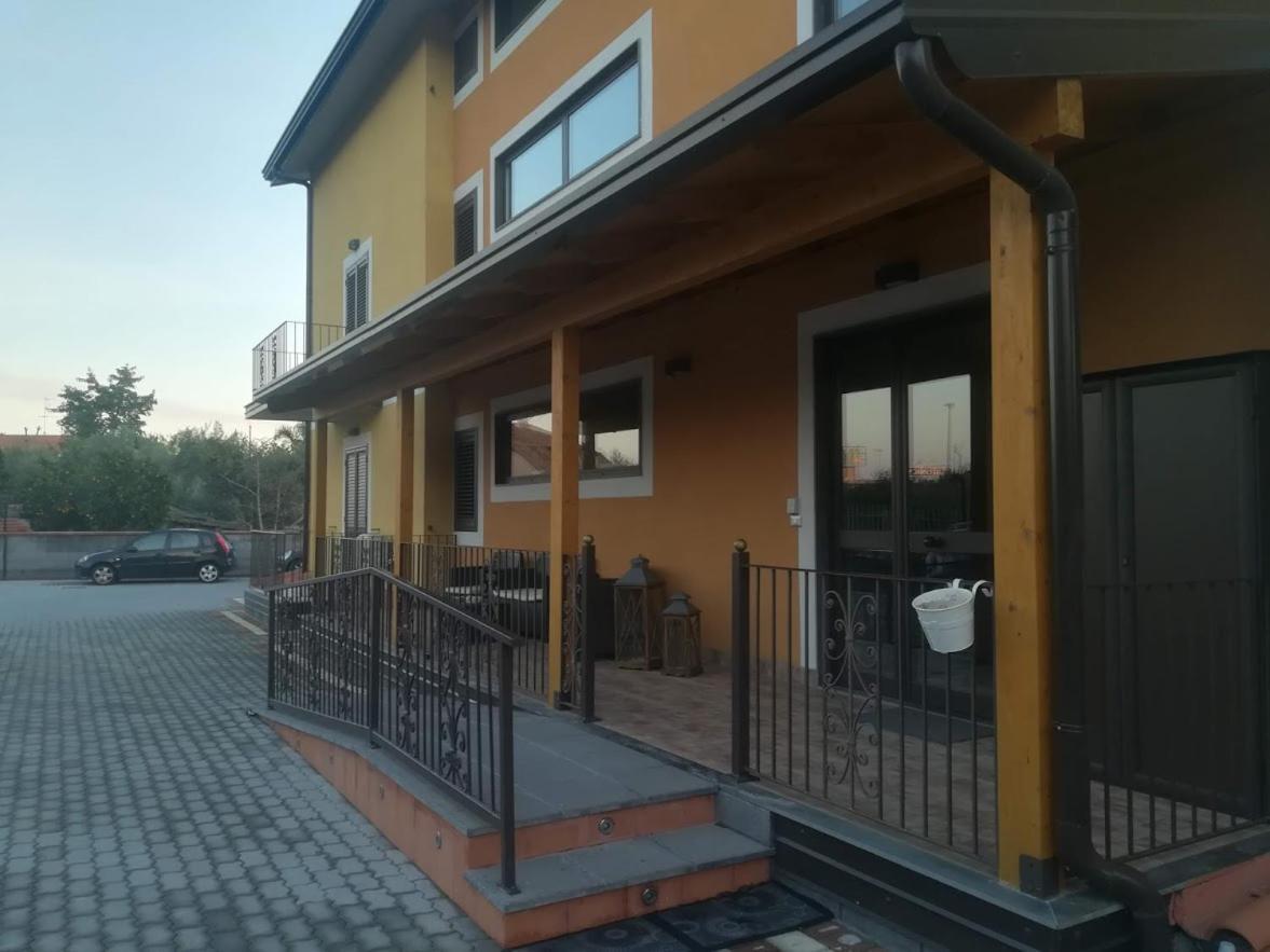 I Colori Dell'Etna Bed & Breakfast Сан Джовани ла Пунта Екстериор снимка
