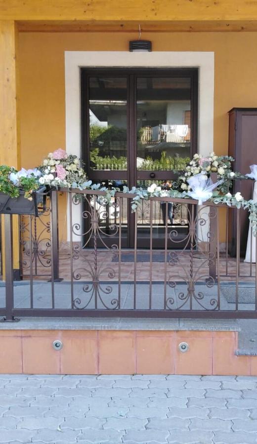 I Colori Dell'Etna Bed & Breakfast Сан Джовани ла Пунта Екстериор снимка