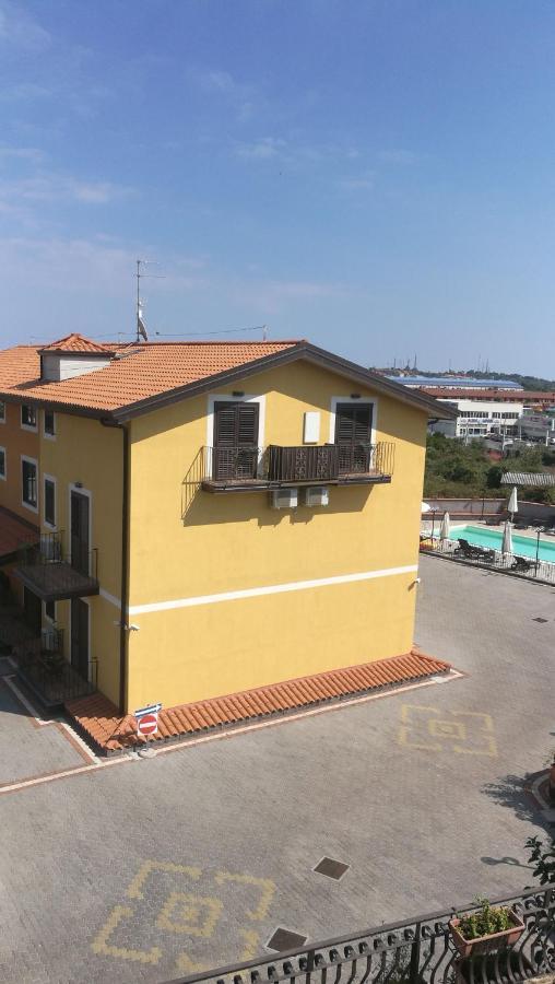 I Colori Dell'Etna Bed & Breakfast Сан Джовани ла Пунта Екстериор снимка